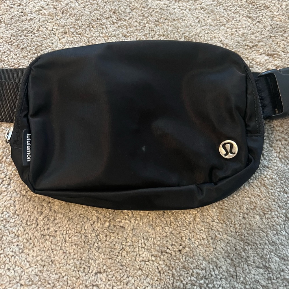Lululemon Belt Bag
